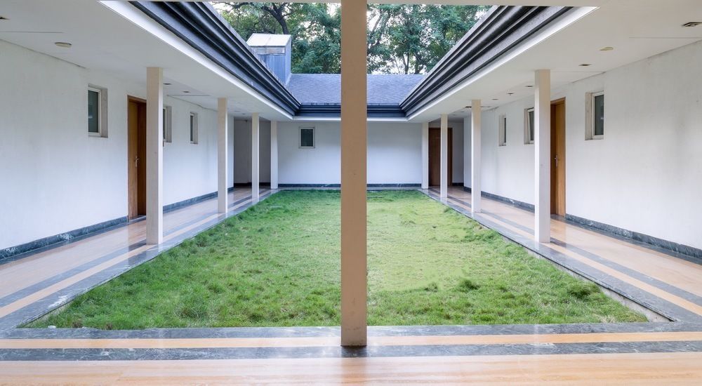 Mint Koregaon Park Next To Osho Ashram ปูเน่ ภายนอก รูปภาพ