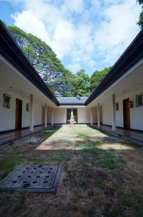 Mint Koregaon Park Next To Osho Ashram ปูเน่ ภายนอก รูปภาพ