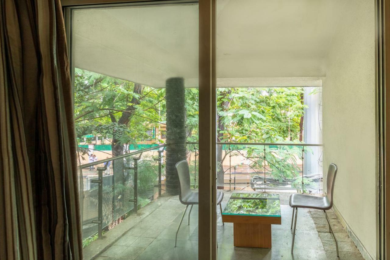 Mint Koregaon Park Next To Osho Ashram ปูเน่ ภายนอก รูปภาพ